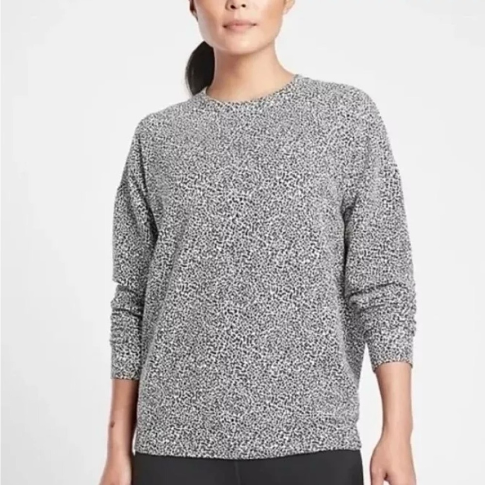 ATHLETA Sweatshirt Balance Studio Animal Cheetah Print Pullover SZ M  EUC